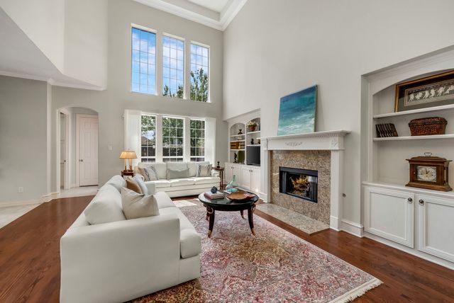 5930 Belmont Avenue, Dallas, TX 75206