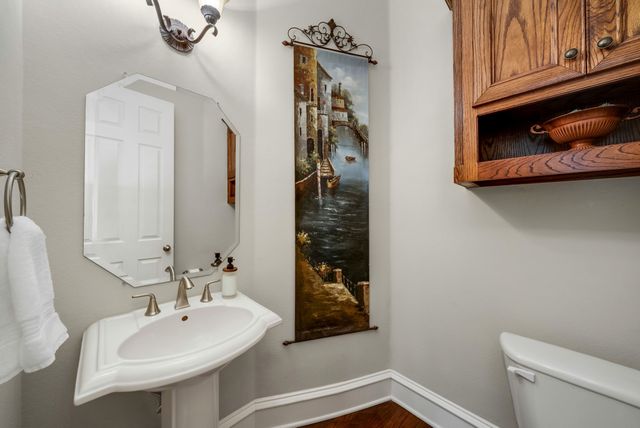 5930 Belmont Avenue, Dallas, TX 75206