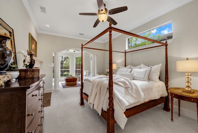 5930 Belmont Avenue, Dallas, TX 75206