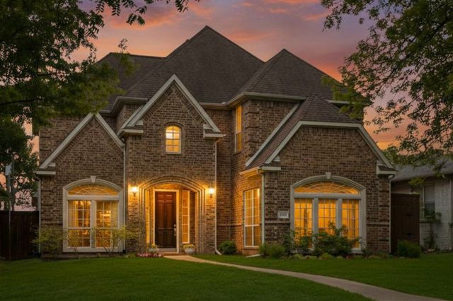 5930 Belmont Avenue, Dallas, TX 75206