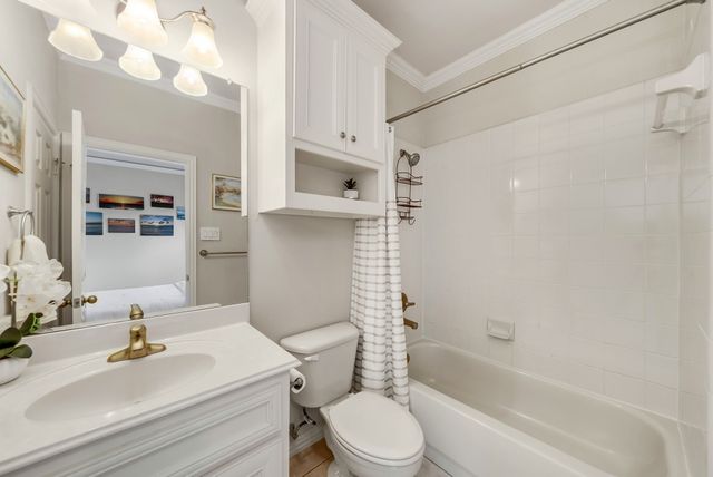 5930 Belmont Avenue, Dallas, TX 75206