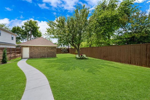 5930 Belmont Avenue, Dallas, TX 75206