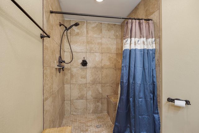6503 Fallengate Drive, Spring, TX 77373