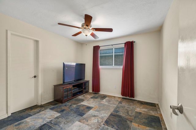 6503 Fallengate Drive, Spring, TX 77373