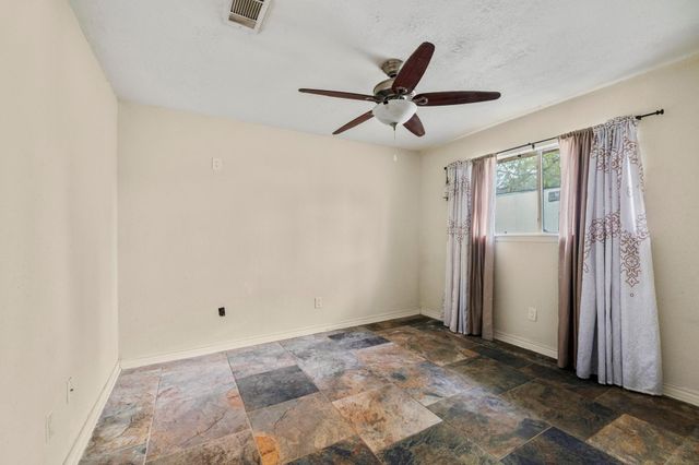 6503 Fallengate Drive, Spring, TX 77373