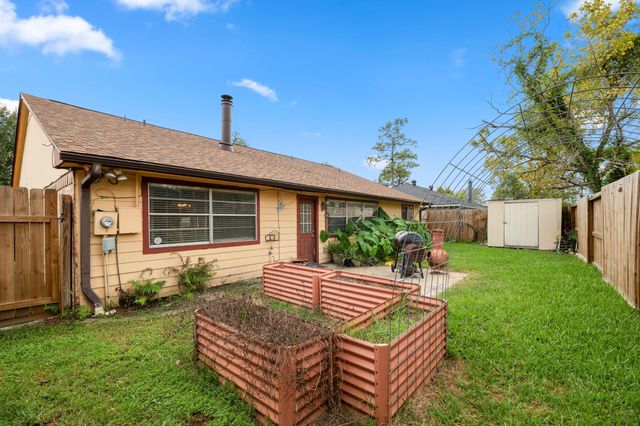 6503 Fallengate Drive, Spring, TX 77373