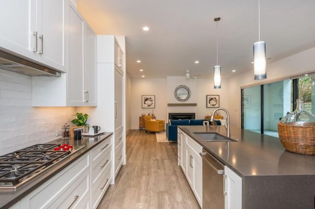 1494 Red Fox NE Drive B, Atlanta, GA 30306