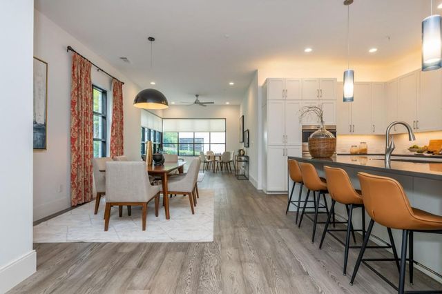 1494 Red Fox NE Drive B, Atlanta, GA 30306