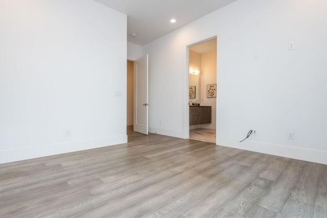 1494 Red Fox NE Drive B, Atlanta, GA 30306