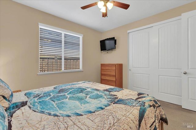 331 Frisbie Cir, Vacaville, CA 95688
