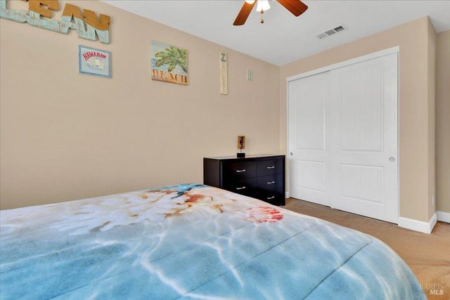 331 Frisbie Cir, Vacaville, CA 95688