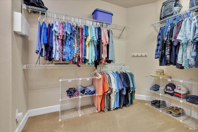 331 Frisbie Cir, Vacaville, CA 95688