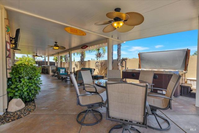 331 Frisbie Cir, Vacaville, CA 95688