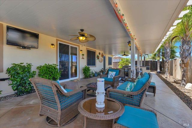 331 Frisbie Cir, Vacaville, CA 95688