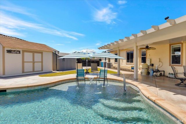331 Frisbie Cir, Vacaville, CA 95688