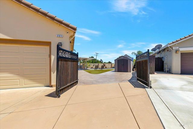 331 Frisbie Cir, Vacaville, CA 95688