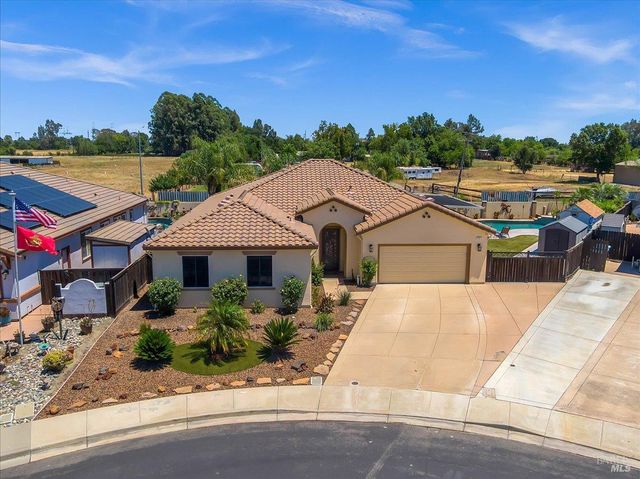 331 Frisbie Cir, Vacaville, CA 95688