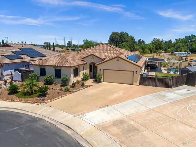 331 Frisbie Cir, Vacaville, CA 95688