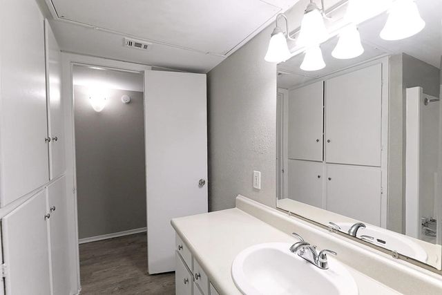 8100 N Mopac Expressway 03-111, Austin, TX 78759