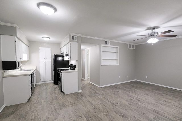 8100 N Mopac Expressway 03-111, Austin, TX 78759