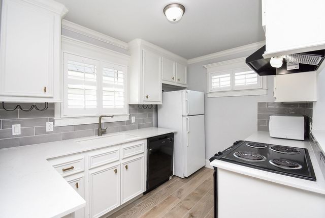 1349 Heights Boulevard B, Houston, TX 77008