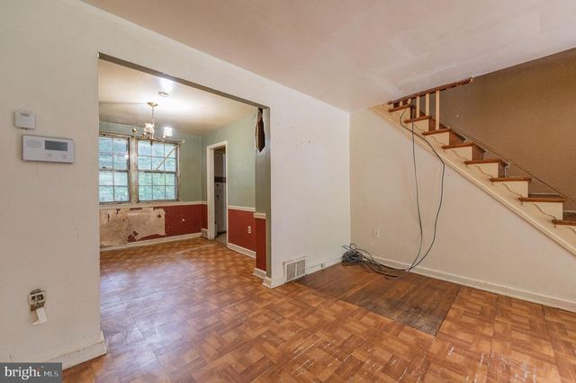 6605 CHURCH LN, Upper Darby, PA 19082