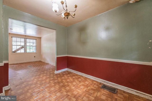 6605 CHURCH LN, Upper Darby, PA 19082