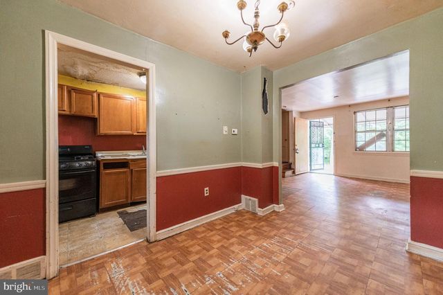 6605 CHURCH LN, Upper Darby, PA 19082