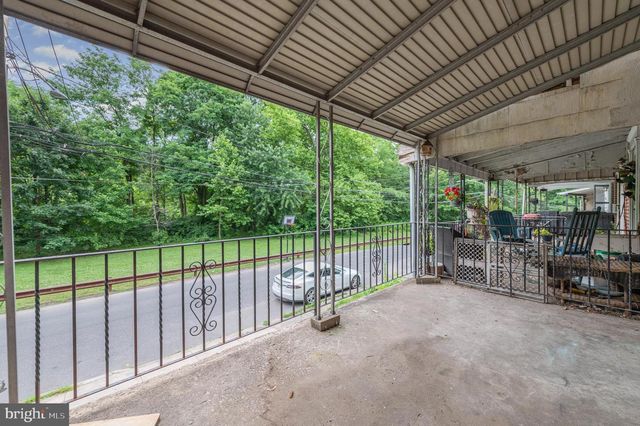 6605 CHURCH LN, Upper Darby, PA 19082