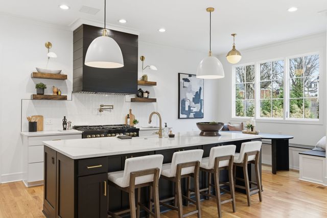 4024 General Bate Dr, Nashville, TN 37204