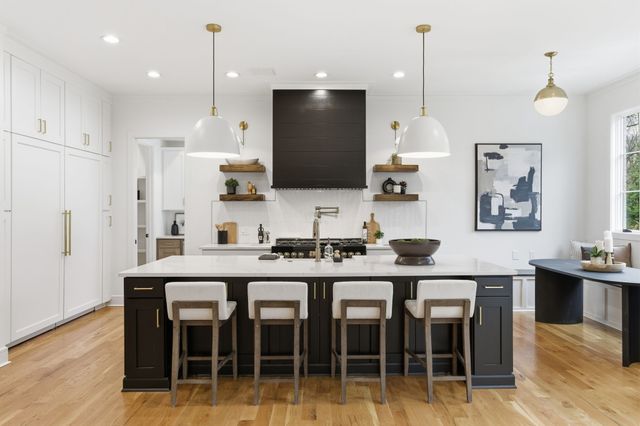 4024 General Bate Dr, Nashville, TN 37204