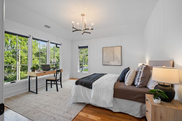 4024 General Bate Dr, Nashville, TN 37204