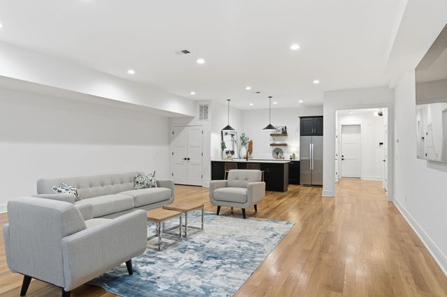 4024 General Bate Dr, Nashville, TN 37204