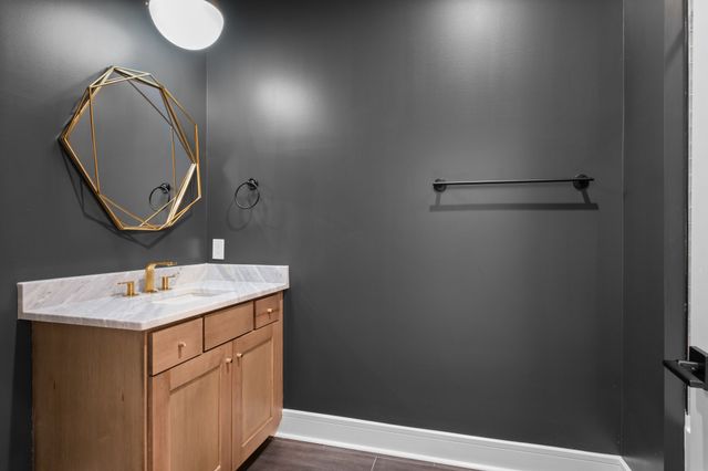 4024 General Bate Dr, Nashville, TN 37204