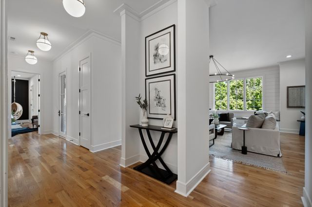 4024 General Bate Dr, Nashville, TN 37204