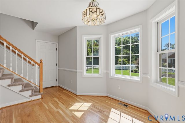 200 Clements Ct, Colonial Heights, VA 23834
