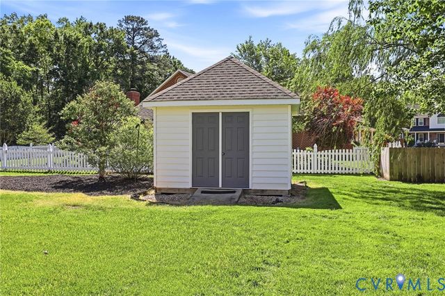 200 Clements Ct, Colonial Heights, VA 23834