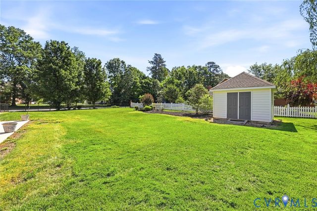 200 Clements Ct, Colonial Heights, VA 23834