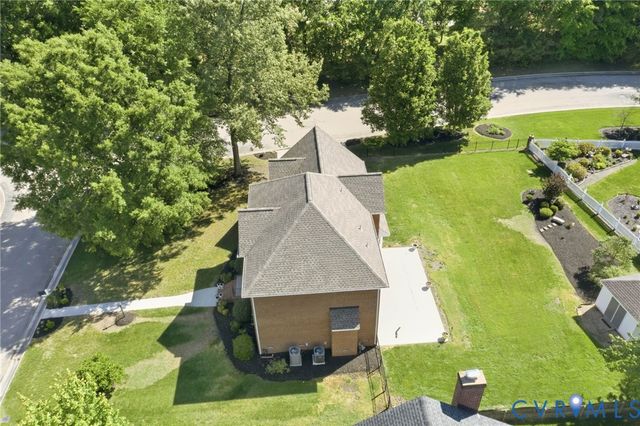 200 Clements Ct, Colonial Heights, VA 23834