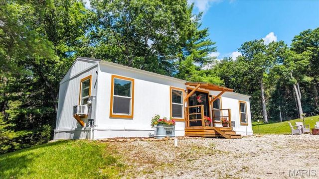 3200 Mossy Ridge Way, Pacific, MO 63069