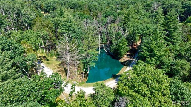 3200 Mossy Ridge Way, Pacific, MO 63069