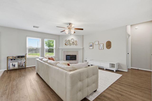 2835 Wild Oak Park Drive, Conroe, TX 77385