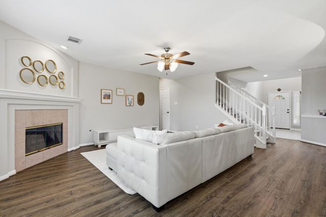 2835 Wild Oak Park Drive, Conroe, TX 77385