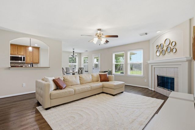2835 Wild Oak Park Drive, Conroe, TX 77385