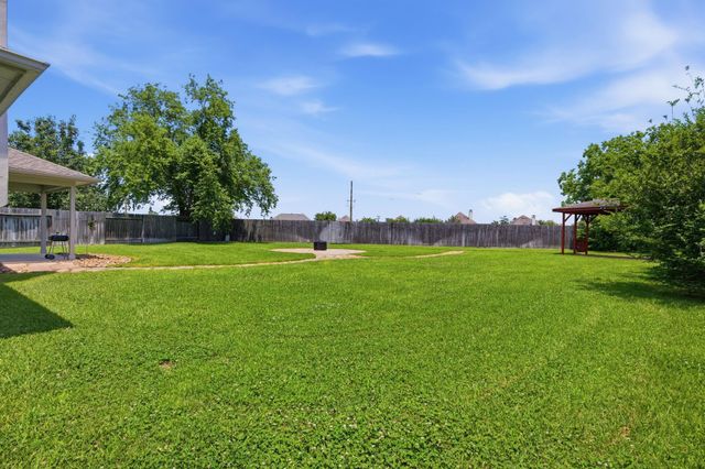 2835 Wild Oak Park Drive, Conroe, TX 77385