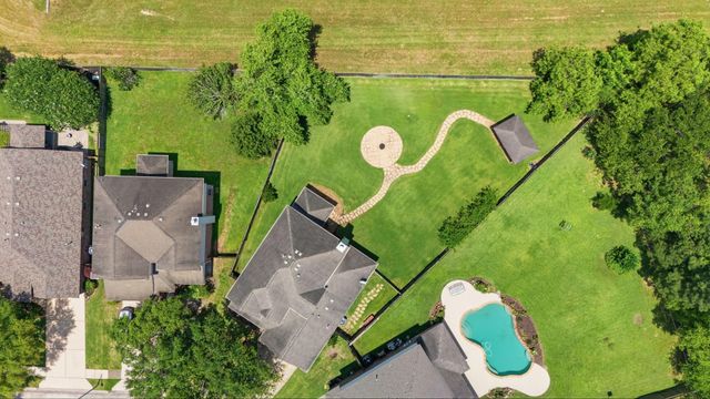 2835 Wild Oak Park Drive, Conroe, TX 77385
