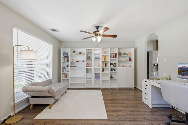 2835 Wild Oak Park Drive, Conroe, TX 77385