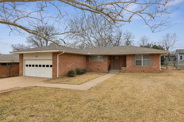 1407 Robin Drive, Sherman, TX 75092