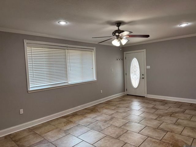 584 Jennifer Jean Dr, Baton Rouge, LA 70808