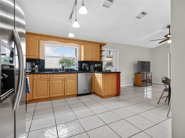 16543 NW 5th Court, Pembroke Pines, FL 33028